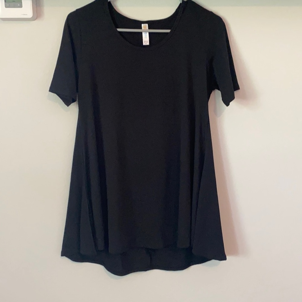 NWOT LulaRoe Perfect T